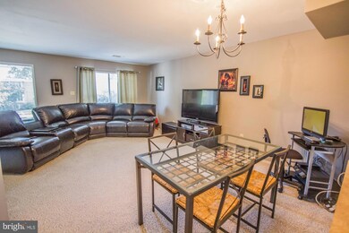 2627 Wagon Dr unit 337, Alexandria, VA 22303 - photo 3