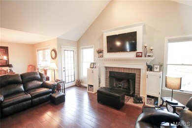 960 Hilltop Dr, Sullivan, MO 63080 - photo 5