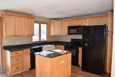 31 Juniper St, Rochester, NH 03867 - photo 7