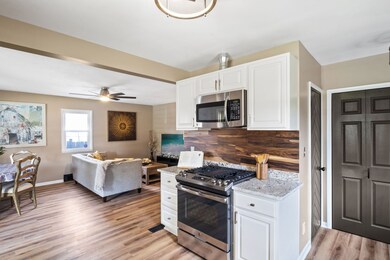 229 N 5th Ave, Beech Grove, IN 46107 - photo 4