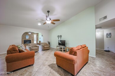 4837 W Milky Way, Chandler, AZ 85226 - photo 3