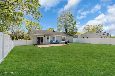 27 Laurel Crest Dr, Howell, NJ 07731 - photo 5