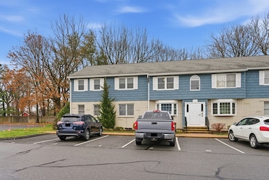 200 Lambert Terrace unit 2, Chicopee, MA 01020 - photo 2