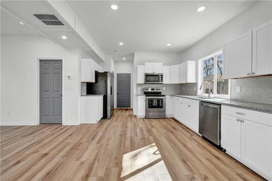 105 E Callahan St NE, Rome, GA 30161 - photo 2