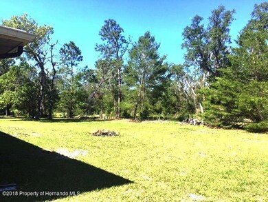 PRIVATE REAR YARD
