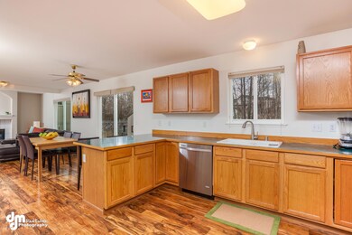 Kitchen 20160422-DW-8487-FULL