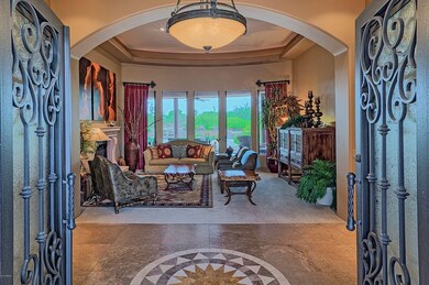 4-2-Entry - Foyer