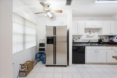 4826 Paulie Ct, West Palm Beach, FL 33415 - photo 4