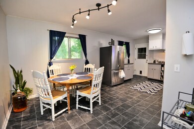 1336 Cloverdale Cir, Hixson, TN 37343 - photo 7