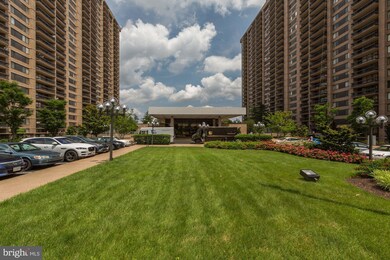 Skyline Plaza unit 115S, Baileys Crossroads, VA 22041 - photo 2