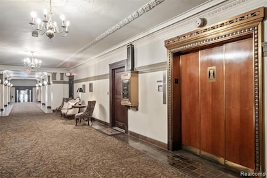 Lobby with crown molding