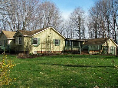 13029 Pine Hollow Rd, Trafford, PA 15085 - photo 2