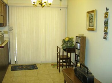 Dining room<|><|>