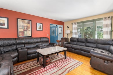 30 Chestnut Hill Rd, Wakefield, RI 02879 - photo 7