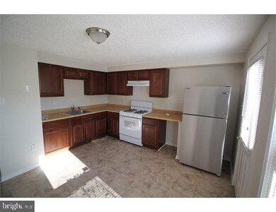 1527 Penrose Ave, Baltimore, MD 21223 - photo 2