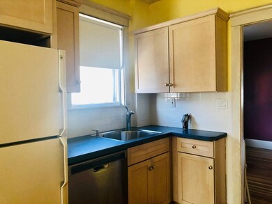 24 Saltonstall Pkwy unit 1, Salem, MA 01970 - photo 5