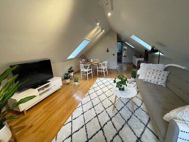 304 High St, West Barnstable, MA 02668 - photo 4