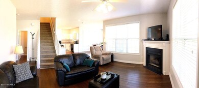 LivingRoom01