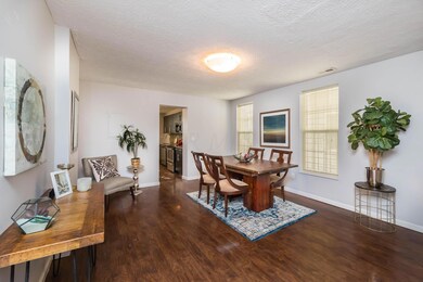 1121 Franklin Ave-10