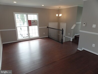 7767 Black Horse Ct, Manassas, VA 20109 - photo 6