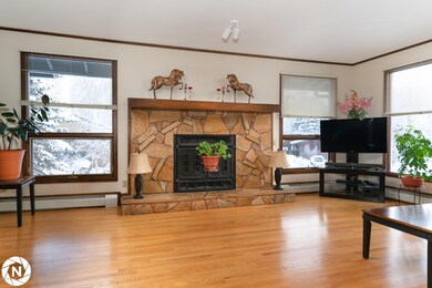 windrush Living room