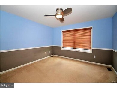 1447 Mohr Cir unit 66, Macungie, PA 18062 - photo 5