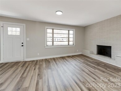 1907 Lynnwood Dr, Statesville, NC 28677 - photo 5