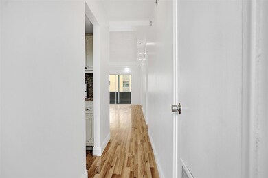 251 Berkley Rd unit 203, Hollywood, FL 33024 - photo 2