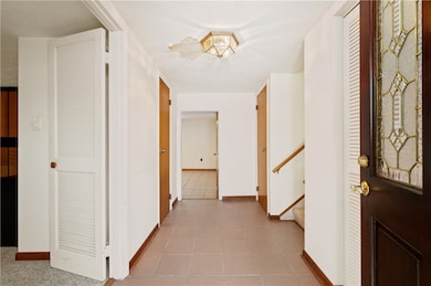 154 N Jamestown Rd, Coraopolis, PA 15108 - photo 2