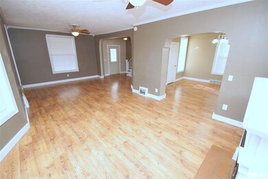 818 Kirkwood Blvd, Davenport, IA 52803 - photo 4