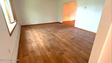 232 Chipperfield Dr, Effort, PA 18330 - photo 2