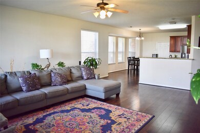 7911 Crystal Moon Dr, Houston, TX 77040 - photo 7