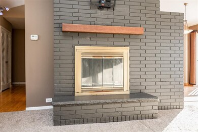 3643 White Oak Rd SE, Cedar Rapids, IA 52403 - photo 6