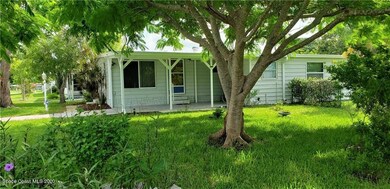 690 Pinewood Blvd, Sebastian, FL 32976 - photo 3