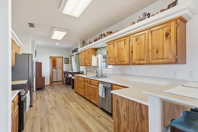 208 Sgt Mulhern Loop, Fort Davis, TX 79734 - photo 6