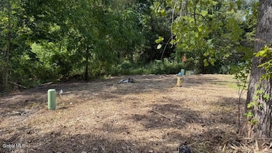 L20 Walden Ln, Saratoga Springs, Inside, NY 12866 - photo 4