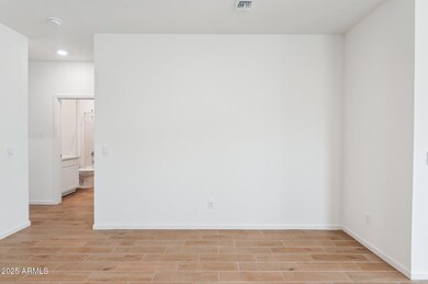 7-web-or-mls-25372-w-sunland-ave-lot-203