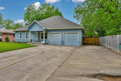 1215 S Taylor St, Gainesville, TX 76240 - photo 3