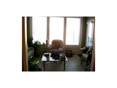 Sunroom/Formal Dining