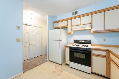 100 Merrimack Ave unit 9, Dracut, MA 01826 - photo 5