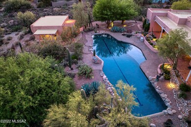 25 yard lap pool with ledge