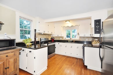 11 Elsinore St, Concord, MA 01742 - photo 4