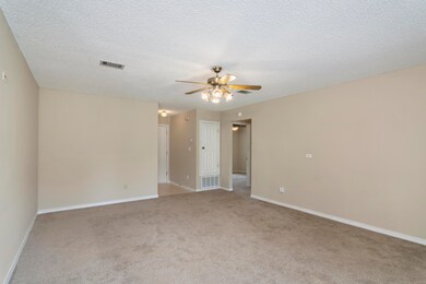 7855 Skyview Blvd-02