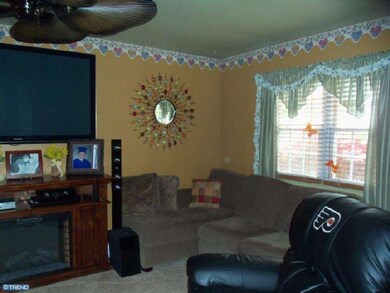 144 Harvest Rd, Swedesboro, NJ 08085 - photo 3