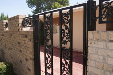 18217 N 99th Dr, Sun City, AZ 85373 - photo 2