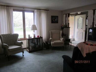 1078 Remington Dr, North Tonawanda, NY 14120 - photo 7