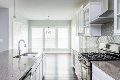 2043 Creekside Manor Ln, Knoxville, TN 37932 - photo 7