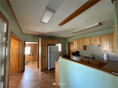 611 S 5th St, Toledo, WA 98591 - photo 6