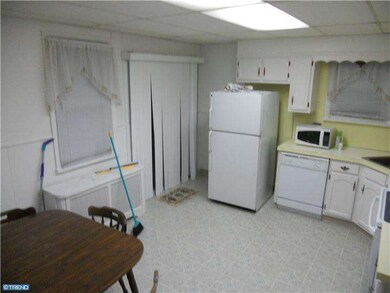 36 Isabel Ave, Glenolden, PA 19036 - photo 3