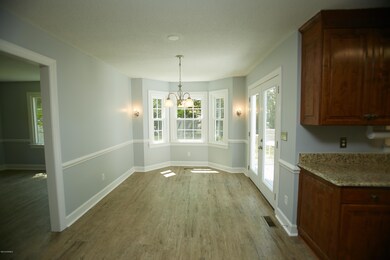 6 Breakfast Nook